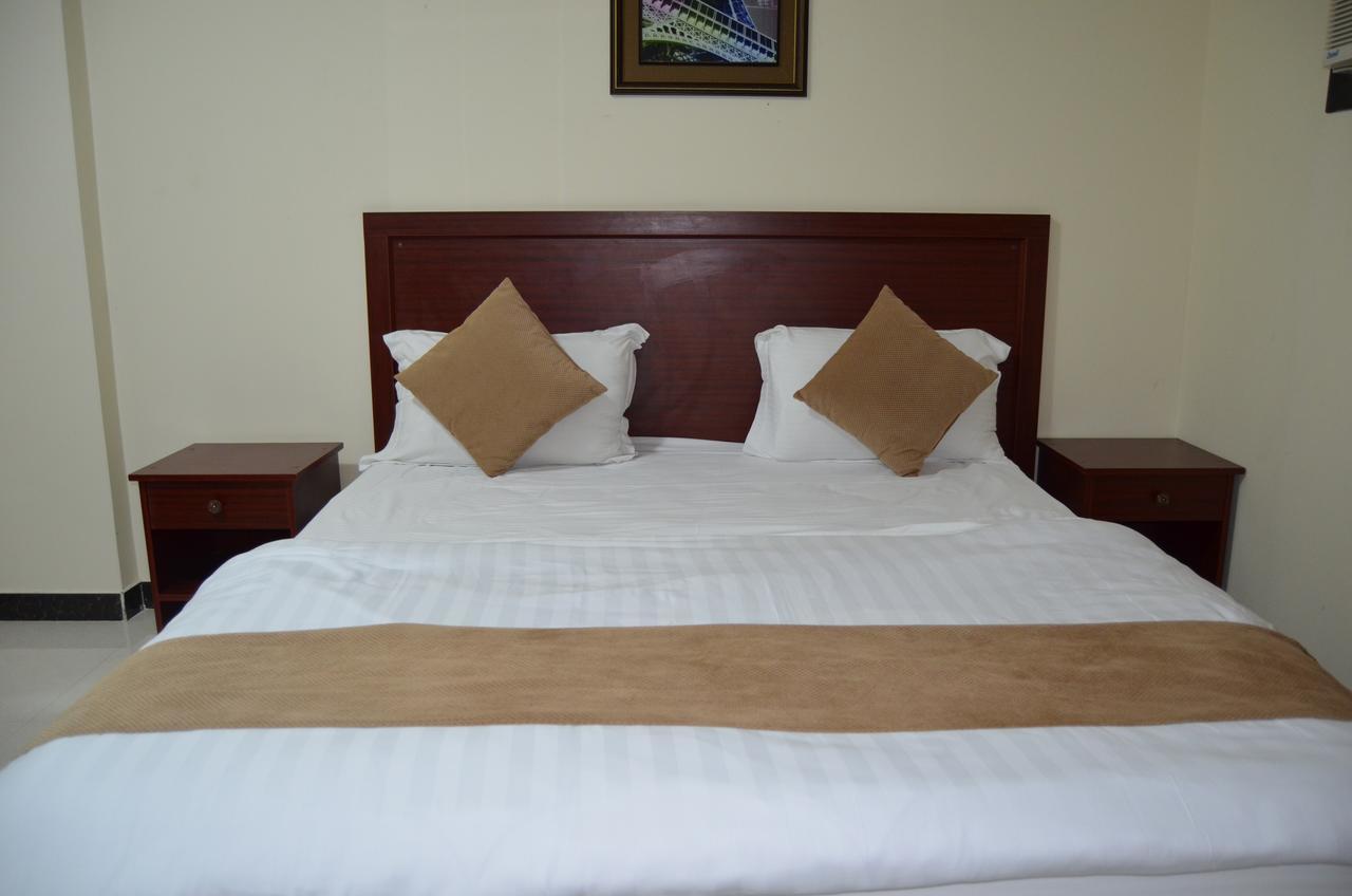 Aparthotel Layale Alnile Dammam Zewnętrze zdjęcie