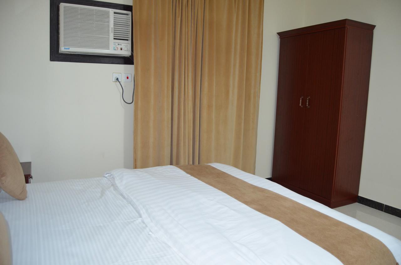 Aparthotel Layale Alnile Dammam Zewnętrze zdjęcie